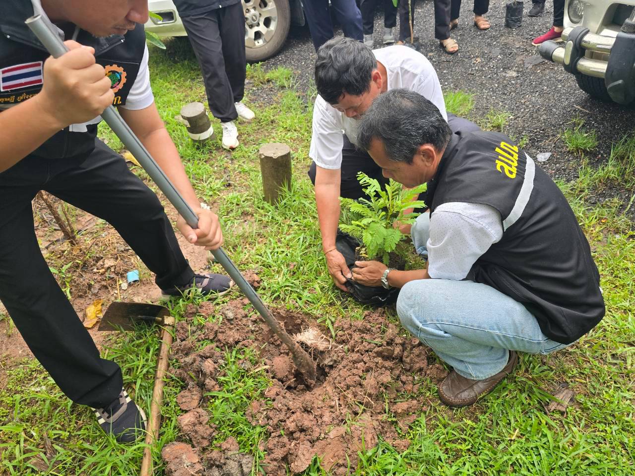 title - “ปลูกเพื่อเปลี่ยน เปลี่ยนเพื่อยั่งยืน เทิดไท้องค์ทศมราชา”